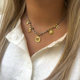 COLLAR DE DIJES MAYA