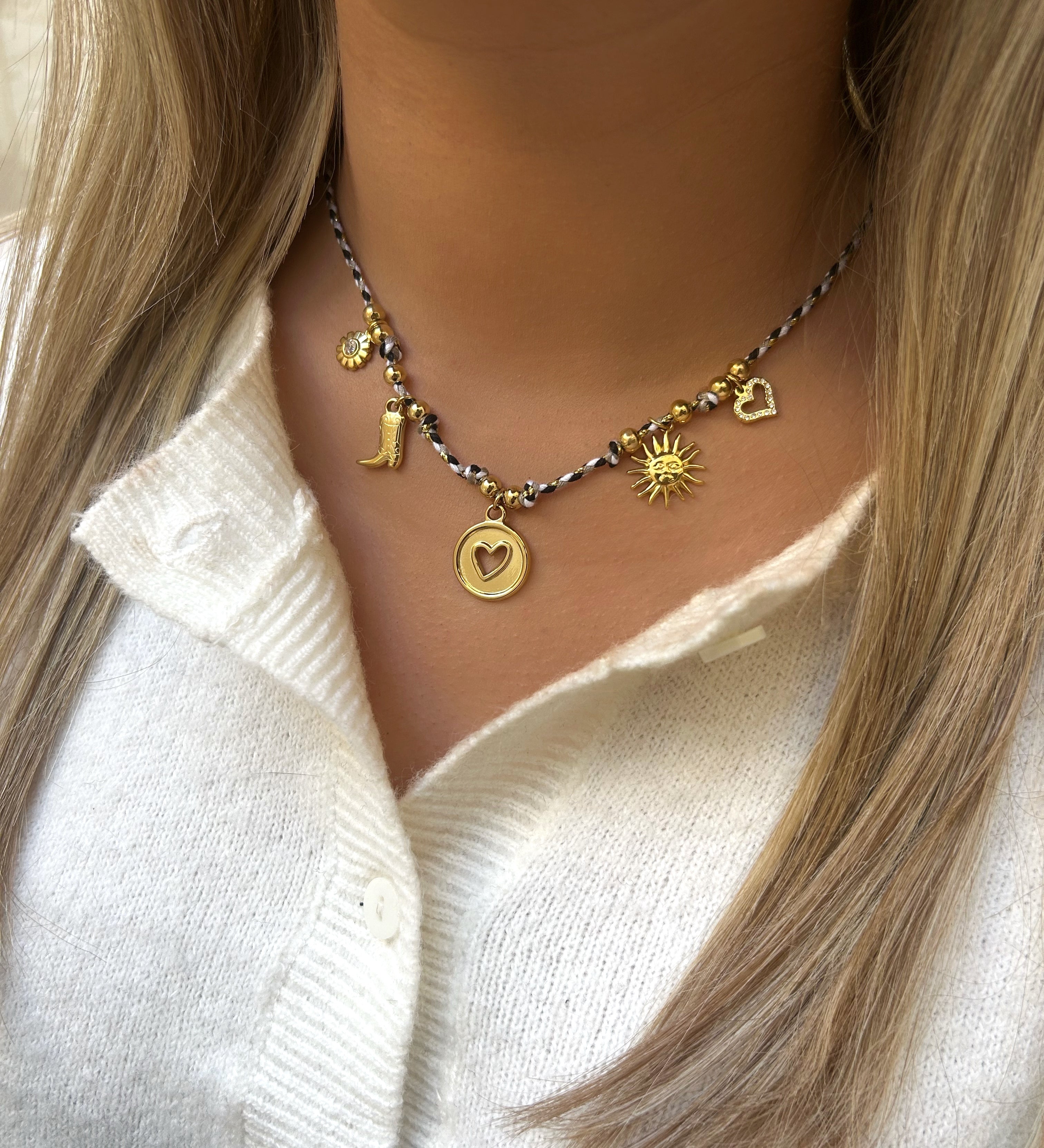 COLLIER CHARMS MAYA