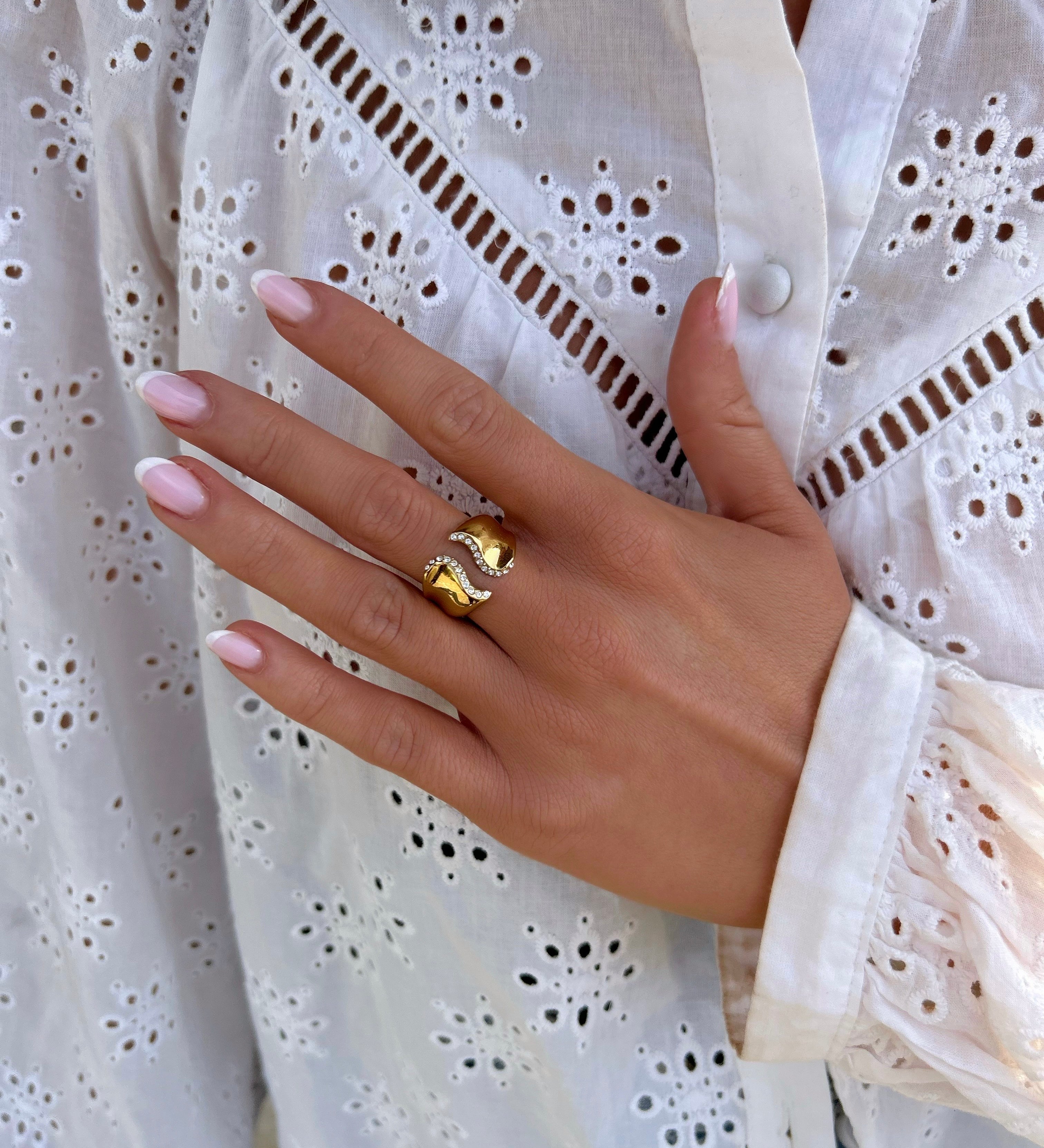 BAGUE AMAYA